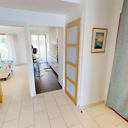 Apartman Spacieux 2p Renove Avec Climatisation, Terrasse Et Balcon Face - Fr-1-196-381 *