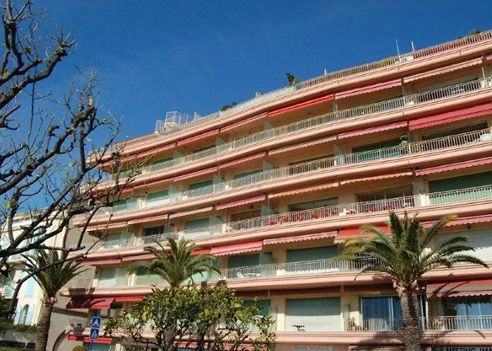 Spacieux 2p Renove Face Avec Terrasse Et Garage - Fr-1-196-381 Διαμέρισμα *